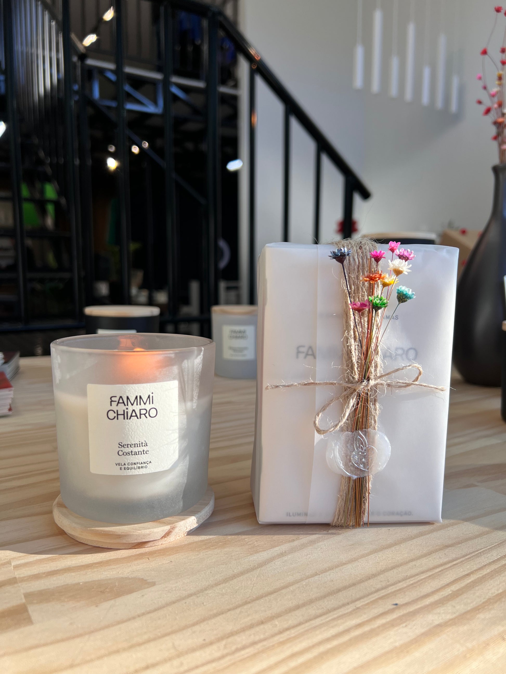 O Oráculo das Chamas: Iluminar a Alma. Aquecer o Coração.